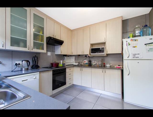 3 BEDROOM TOWNHOUSE RENTED IN FAIRLAND